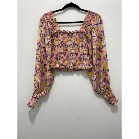 18 Centimeters Floral Ruched Long Sleeve Top - Picture 5 of 5